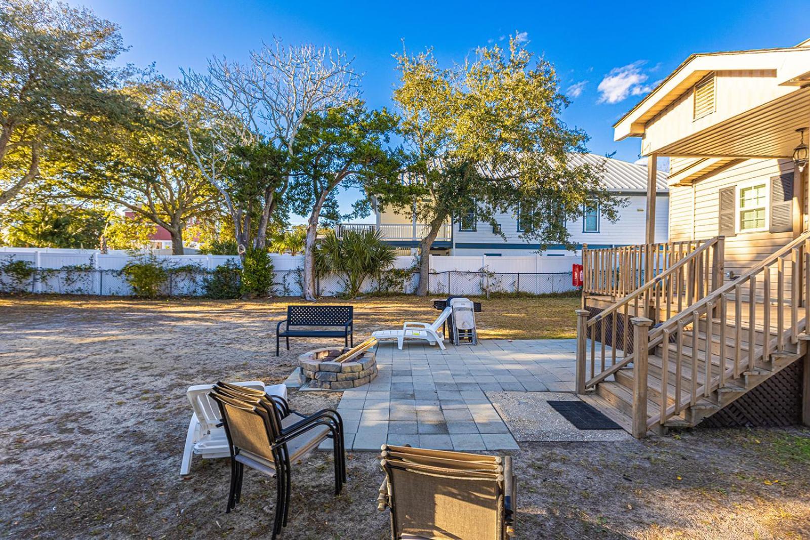 מירטל ביץ' Dazzling Centrally Located Ocean View W 2 Kings, Huge Private Yard, 2 Decks, Firepit, Bbq מראה חיצוני תמונה